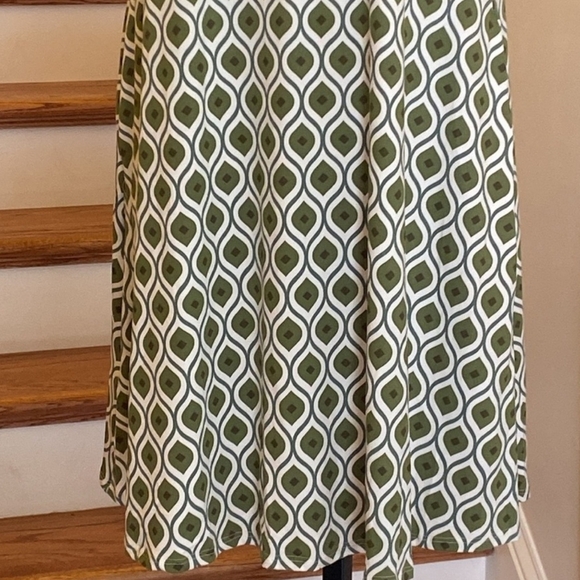 Beautiful Shrort Sleeve Summer Dress Scarlett White Gorgeous Matching Ne… - Picture 2 of 4